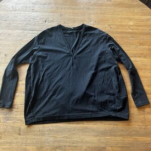 Lululemon Back In Action V-Neck Long-Sleeve Shirt